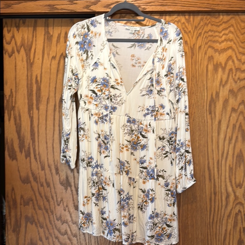 American Eagle Outfitters Cream Floral Dress